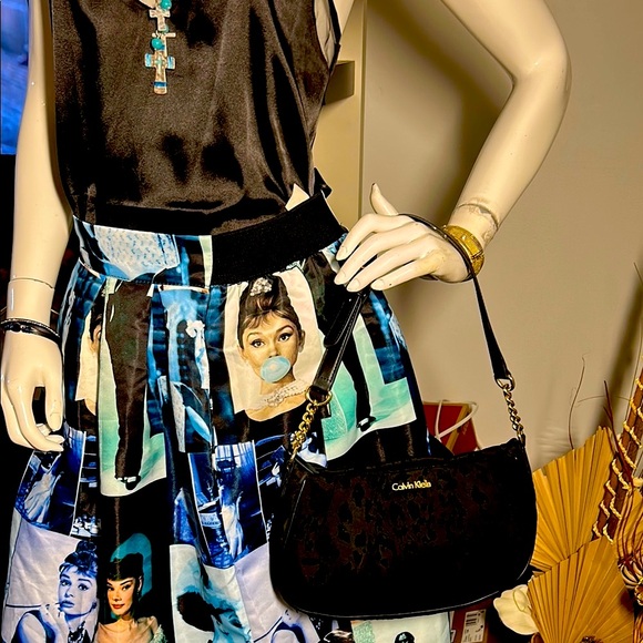 Dresses & Skirts - Stylish Blue and Black Women's Skirt